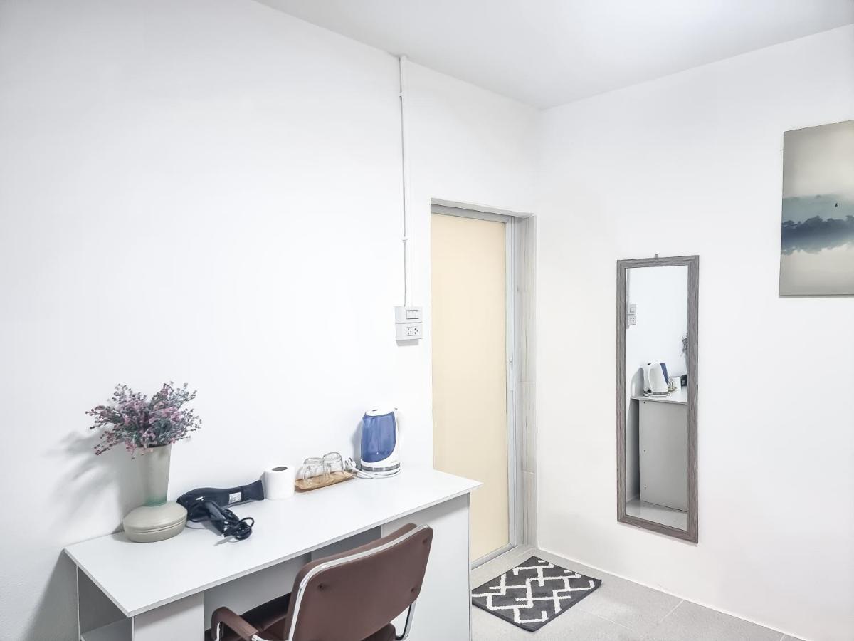The Zai Apartment Ban Krathum Lom Kültér fotó